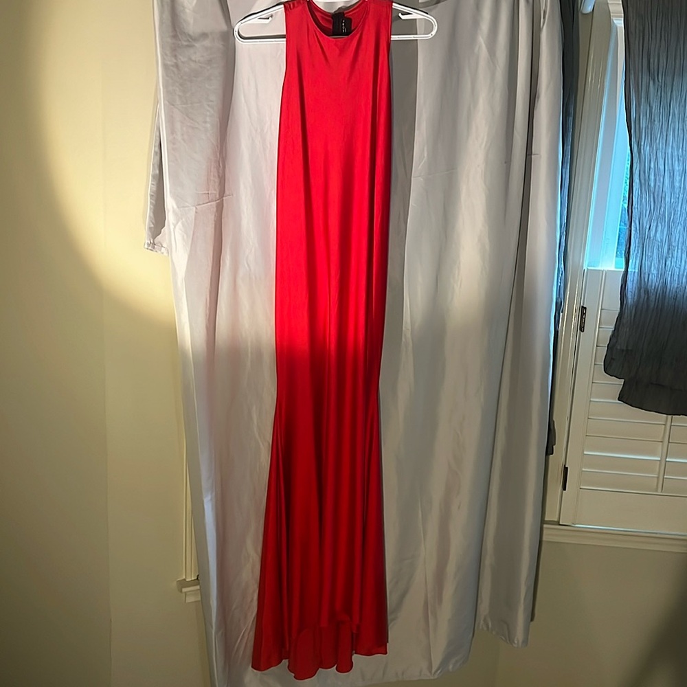 Kini Zamora Red formal dress. Stretchy and cool